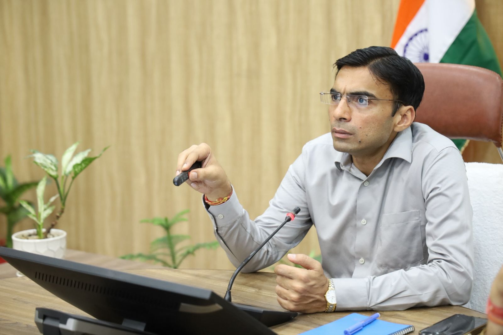 प्रशासन का चला डंडा तो बैकफुट पर आए नामी, गिरामी निजी स्कूल 