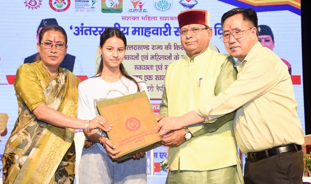 सृष्टि की सृजनकर्ता है नारी : रेखा आर्या