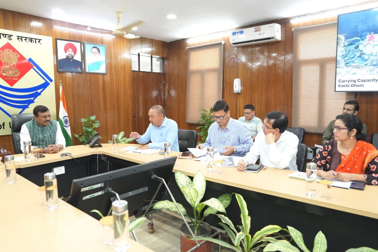 सीएस बोले, सौन्दर्यीकरण एवं प्रकाशीकरण कार्य जल्द पूरा करें,  मेला क्षेत्र एवं पार्किंग क्षेत्र में में होने वाली आदि मूलभूत सुविधाओं की समुचित व्यवस्था सुनिश्चित किए जाने के निर्देश दिए