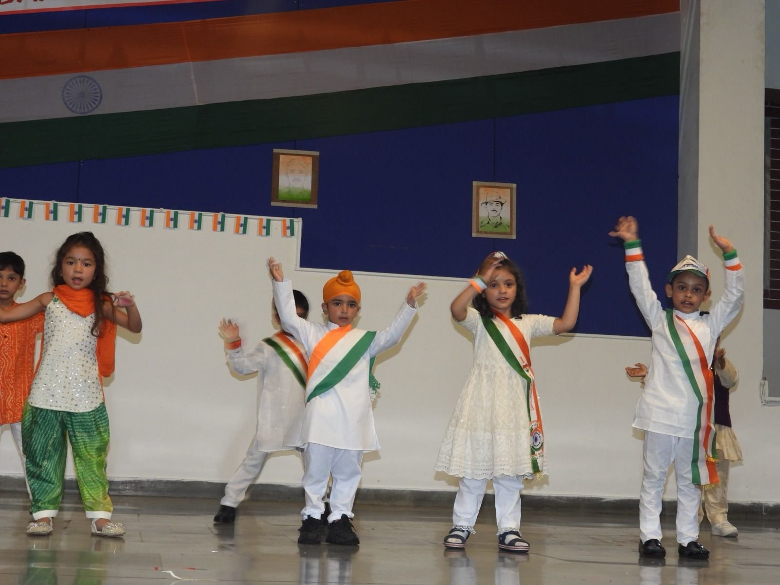 द आर्यन स्कूल में देशभक्ति और उद्देश्य की भावना के साथ स्वतंत्रता दिवस समारोह आयोजित